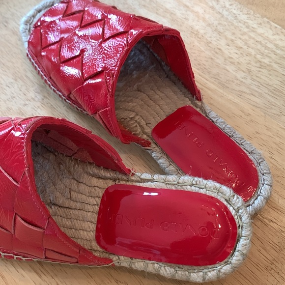 NWOT Donald J. Pliner Red Patent Leather Woven Espadrille Slides - Picture 3 of 6